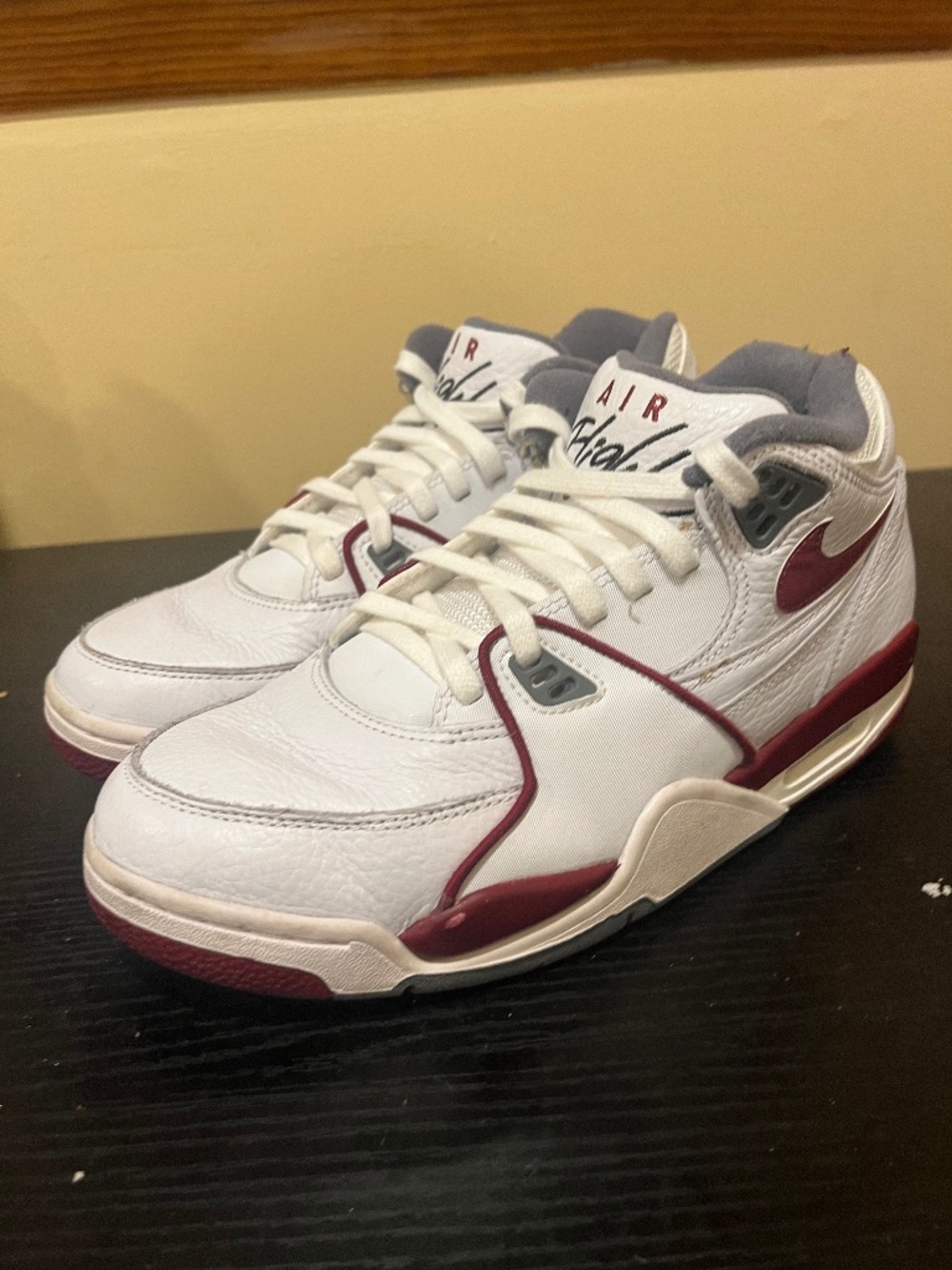 SIZE 7.5 MEN - Nike Air Flight 89 White Ash Grey Team Red